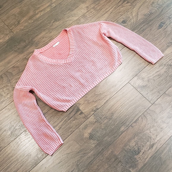 Aeropostale Pink Cropped Sweater Size Small - Picture 2 of 6